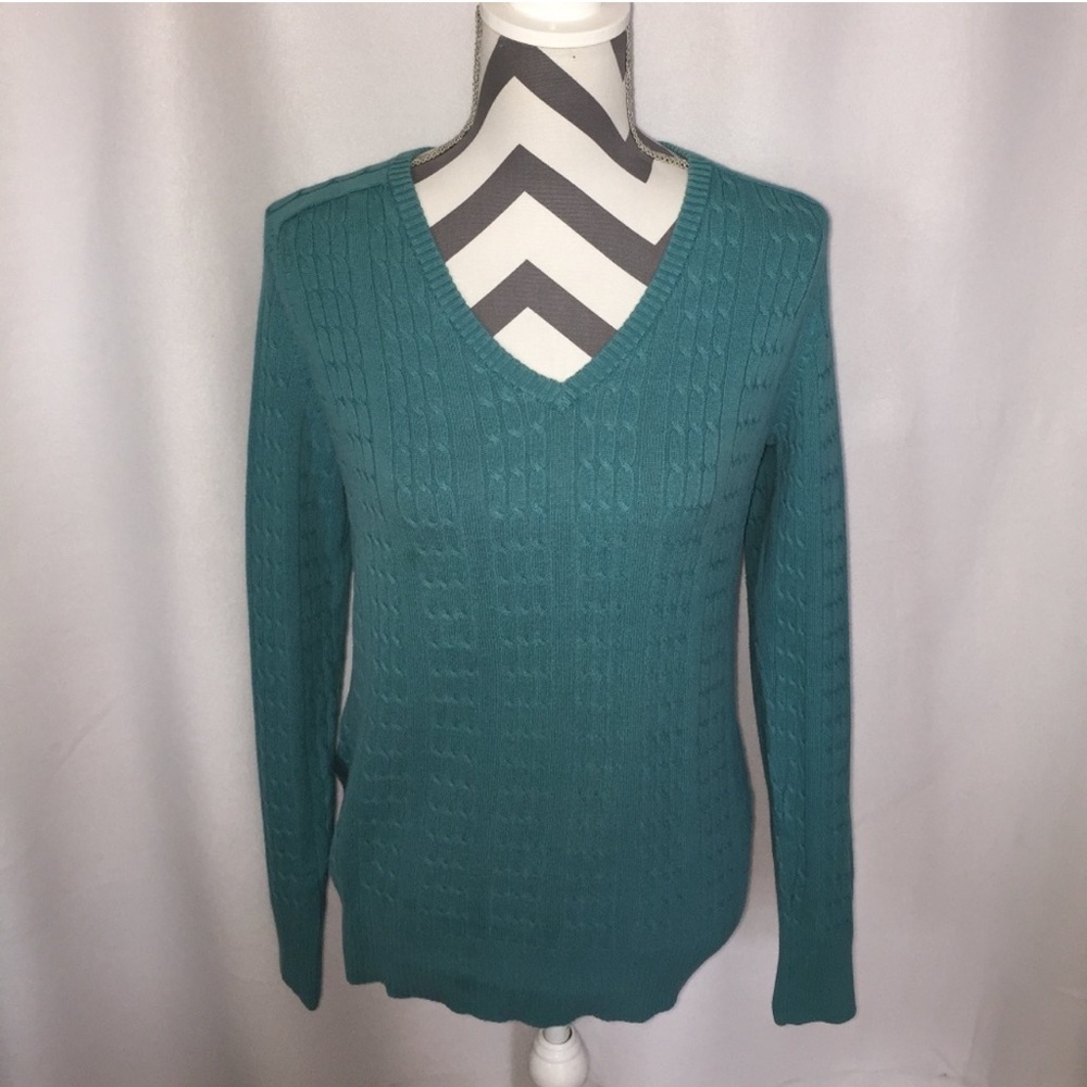 Meroma Turquoise Sweater
Meroma
